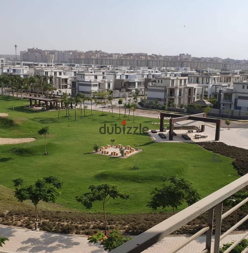 2BR apartment in a private garden on the extension of Al-Thawra Street in front of the airport 6