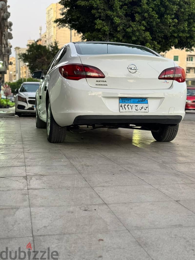 اوبل استرا ٢٠١٦ حاله ممتازه جدا - Opel Astra 2016 3