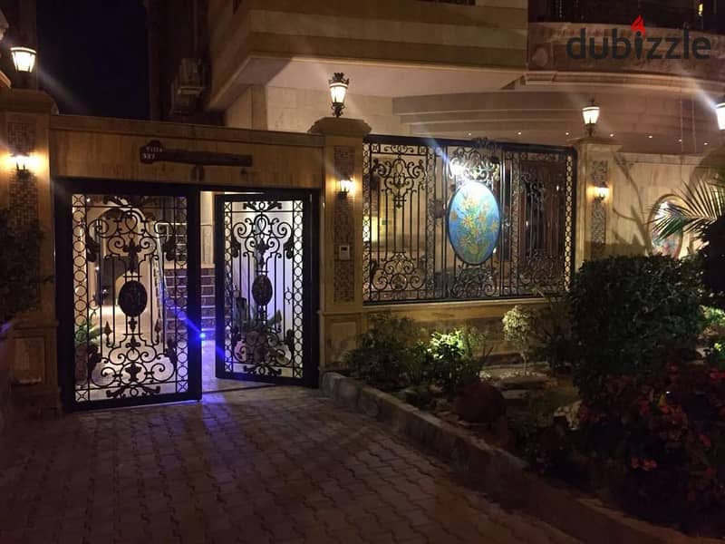 Furnished duplex in Nakheel Compound 7