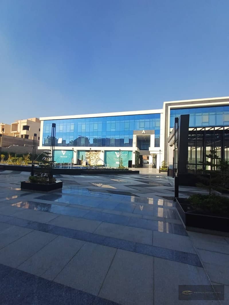 naturally! Here is a sample advertisement for an administrative office in Trivium Mall, Sheikh Zayed:  ---  **For rent: a distinguished administrative 3