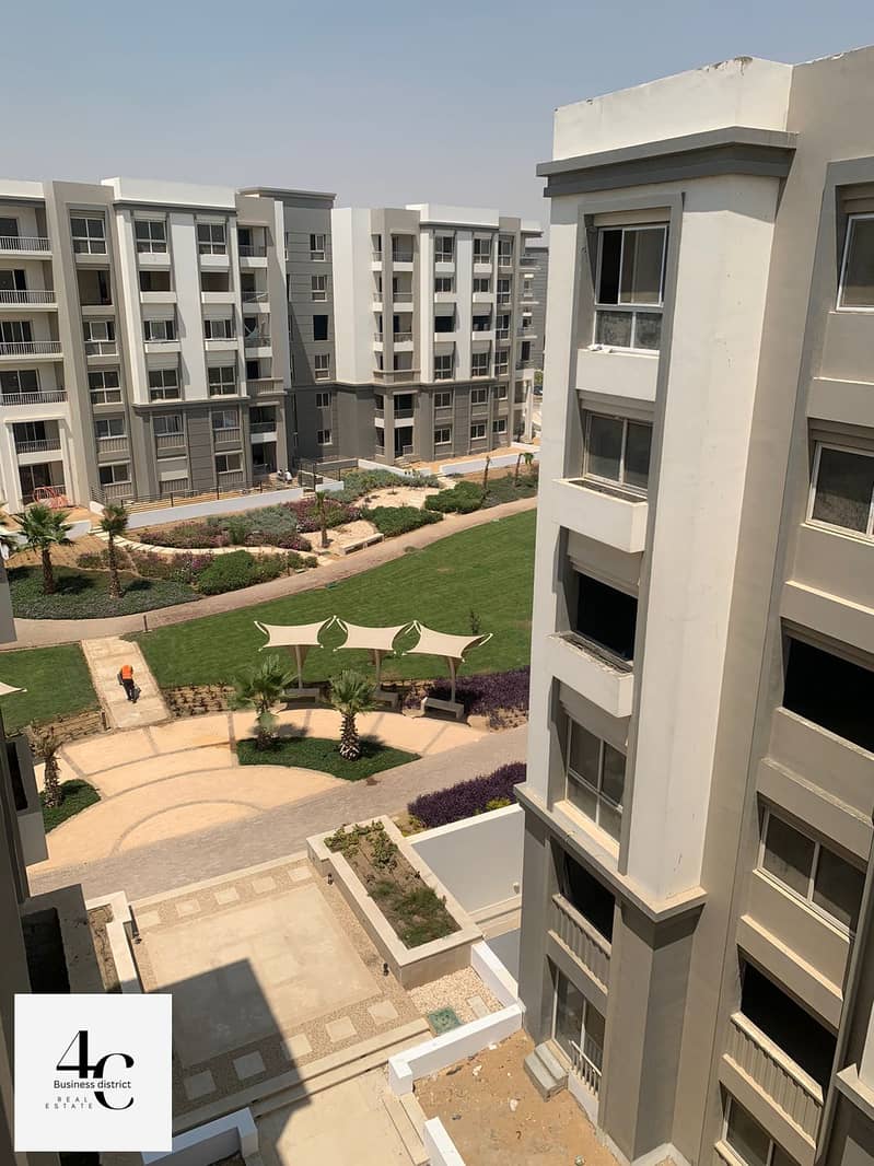 Apartment ready to move 145m possible to transfer 3 bedrooms lowest price in market in compound hyde park view landscape 1