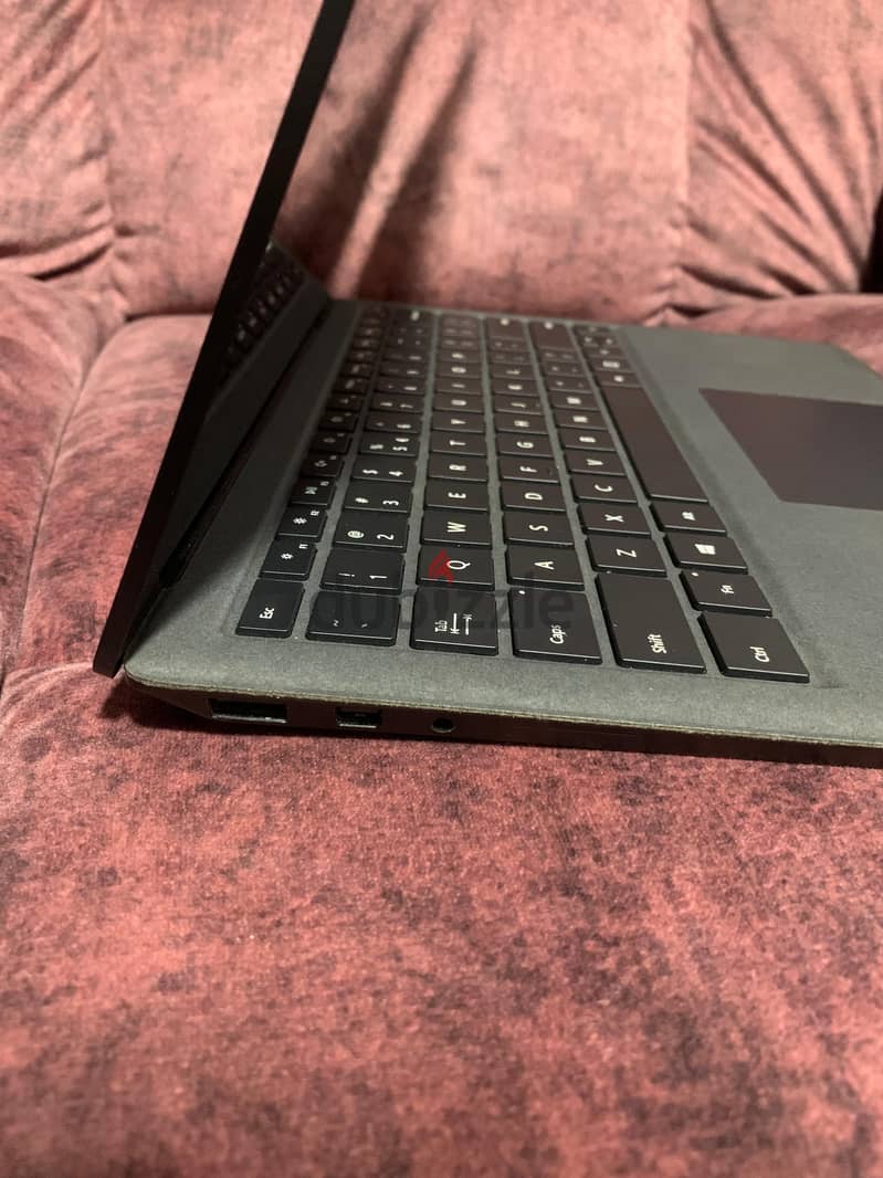 Microsoft Surface Laptop 2 from USA 2