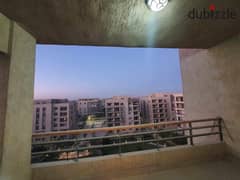 Apartment for rent in Square Compound with a distinctive view