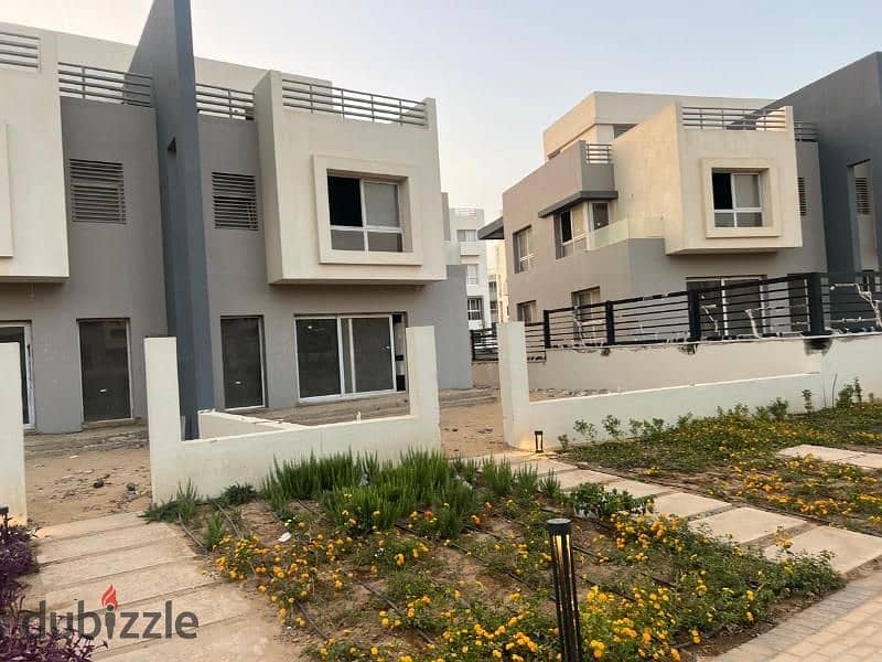 Twin for sale in installments in Hyde Park, Fifth Settlement, 237 m 0