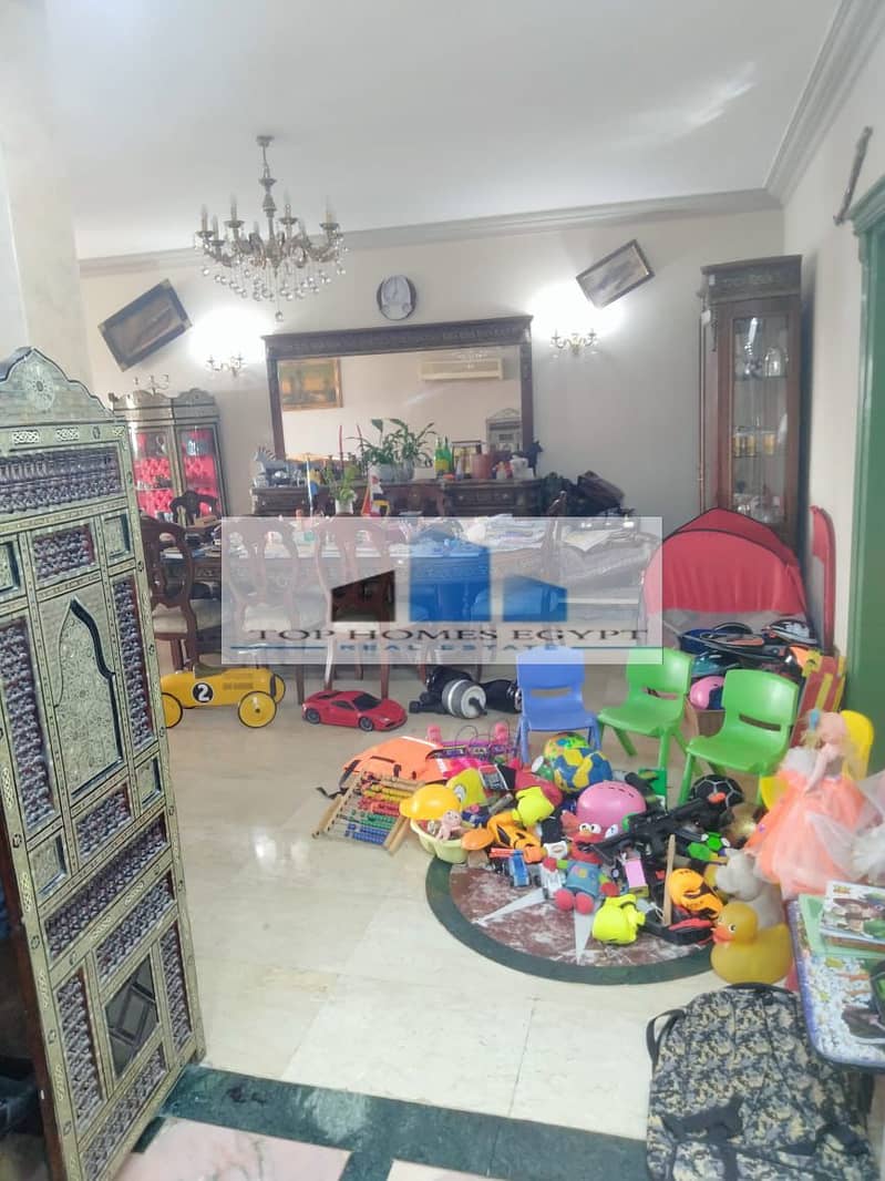 Apartment for sale 400 sqm in a prime location in Roxy, Heliopolis / شقة للبيع  تشطيب كامل بالتكييفات موقع مميز جدا في مصر الجديدة 8