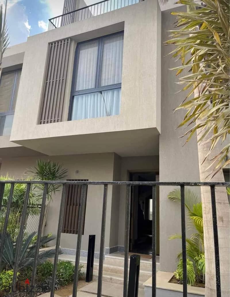 View and receive a finished villa for sale in installments over 10 years in a compound ready to be inspected in Sodic East El Shorouk 5