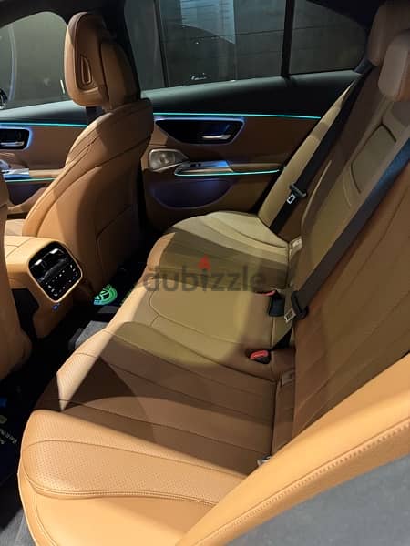 Mercedes-Benz E200 2024 كامله استلام فورى 12