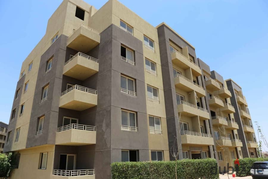 Affordable apartment for sale 125 m2 in Katameya Gardens in Fifth Settlement near AUC with 2 bedrooms ready to move 1