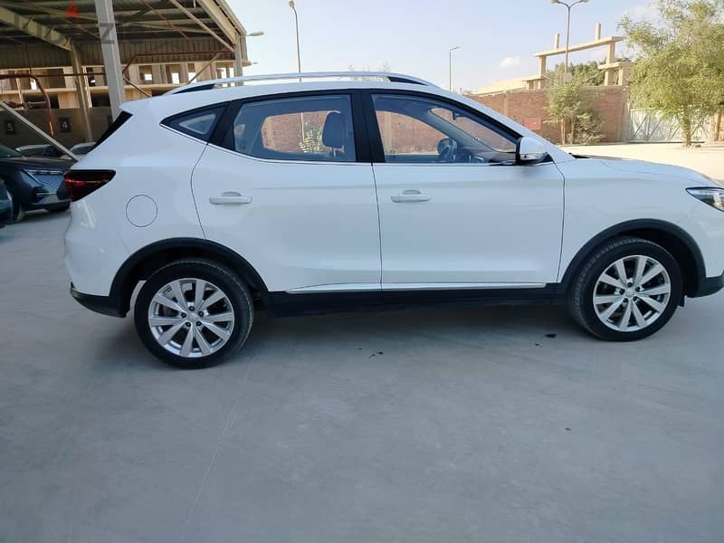 MG ZS - 2022 - WHITE - 21.000 KM - ALL FABRIC - LICENSE END SEP. /2025 5