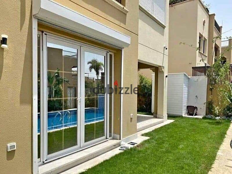 للبيع بسعر اللونش فيلا 212م عالنافوره بجوار مدينتي علي محور الامل At the first price 212m villa next madinaty 7