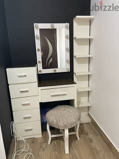 dressing table