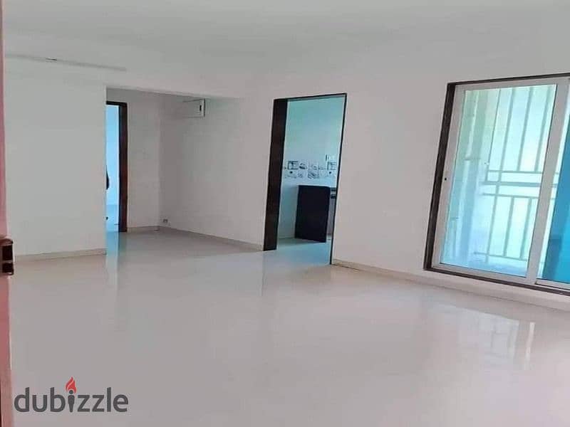 علي ابراج العلمين شقه 200م متشطبه للبيع في مزارين with half price chalet  ,200m, for sale in Alamein 7