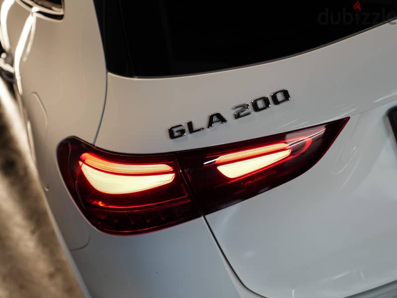 GLA 200 AMG 2024 -  ميرسيدس جي ال ايه 4