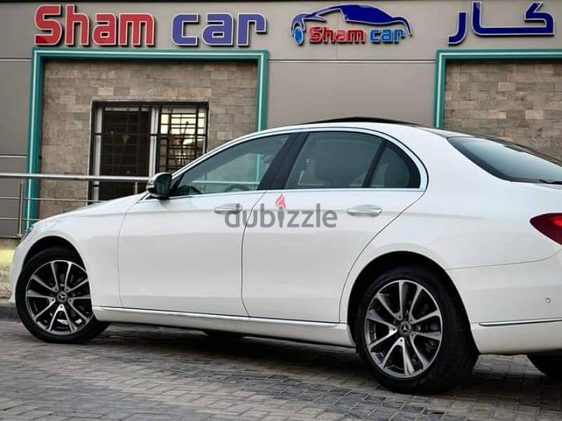 Mercedes-Benz E180 2018 Exclusive أعلى وصف 5