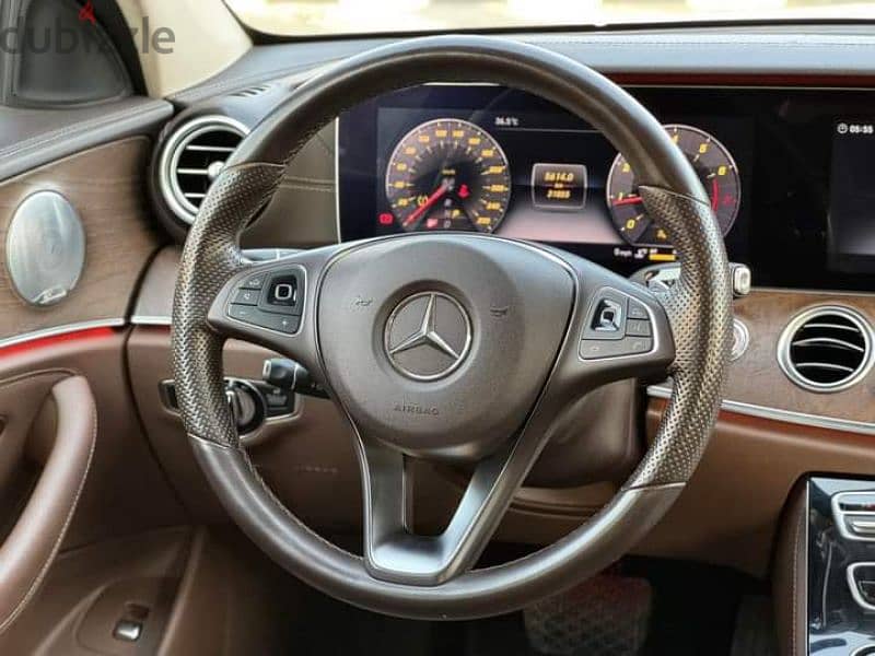 Mercedes-Benz E180 2018 15