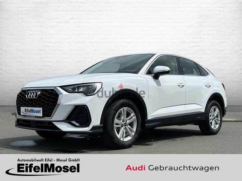 Audi Q3 2023 0