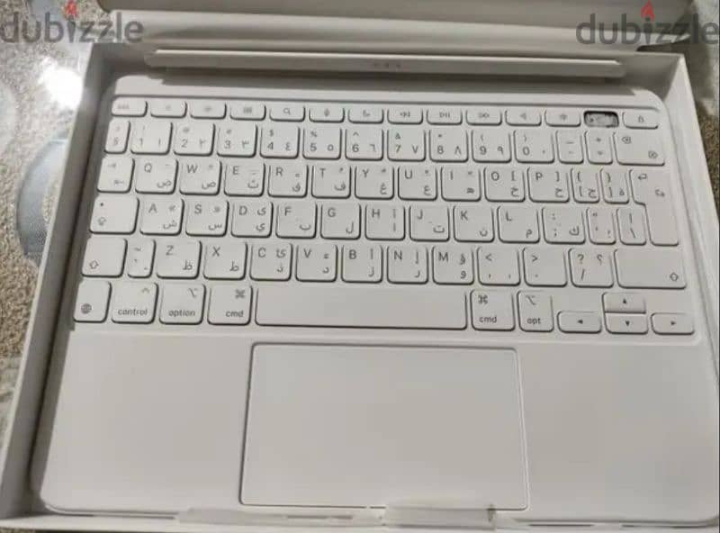 Magic Keyboard Folio 5