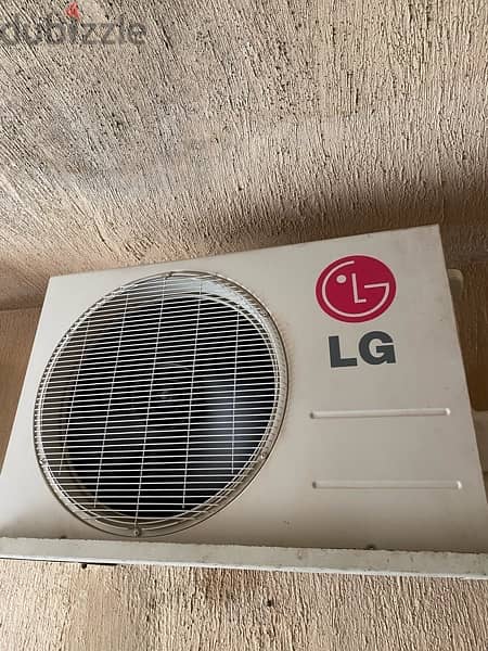 تكييف LG ديچيتال ١. ٥ بارد ساخن بحاله فوق الممتازه 1