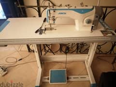 jack f4 sewing machine barely used