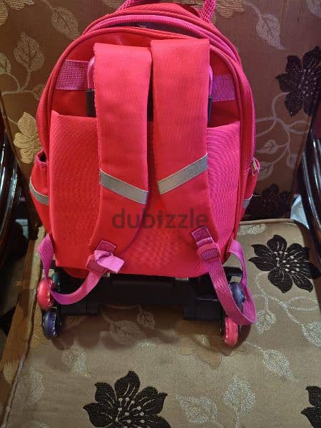 شنطة مدرسية بعجل. . school bag 1