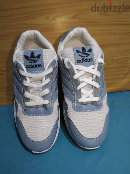 كوتش Adidas 4