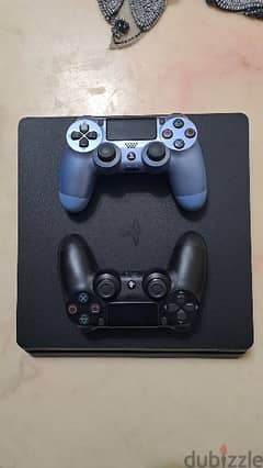 PS4 Slim