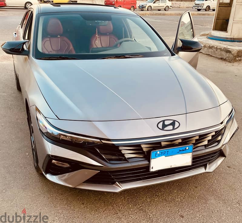 Hyundai Elantra 2024 1