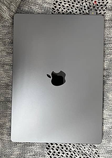 Apple MacBook m2 pro 2