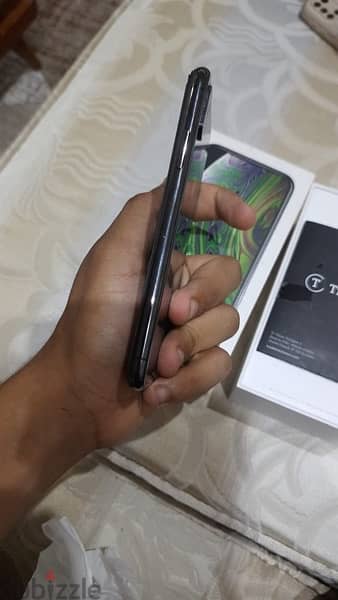 ايفون xs بيع او بدل 5