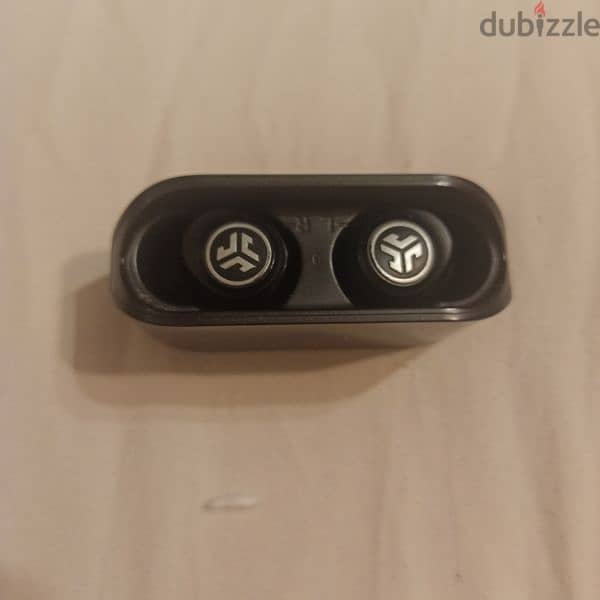 Jlab GoAir earbuds 1