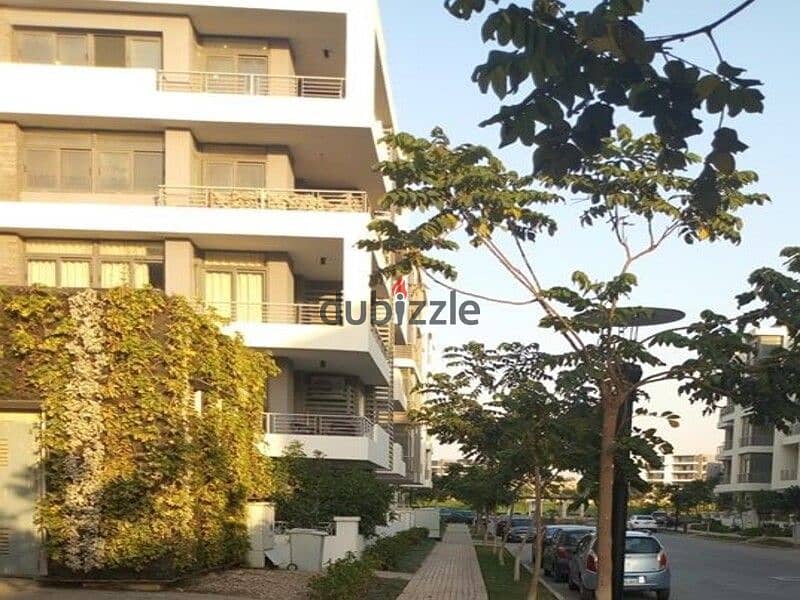 Apartment with garden in Sarai with a down payment of 800,000 next to Madinaty 3