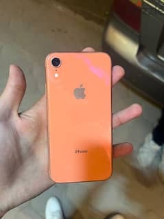 iPhone XR 64g لقطة 0