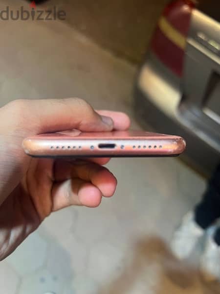 iPhone XR 64g لقطة 5