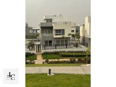 twin house 280m for sale in Hyde park , Prime location  and double view