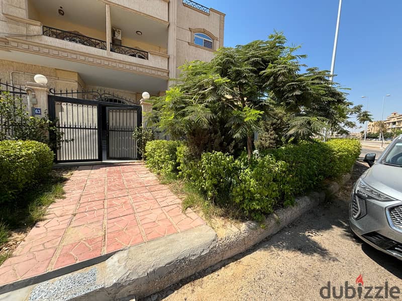 200 m Store for rent in 7th district Zayed 0