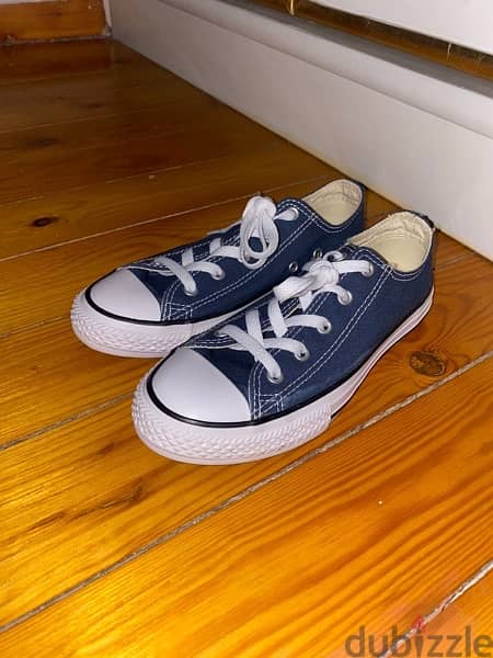 Converse Unisex Chuck Taylor All Star Low Top Navy Sneakers 1