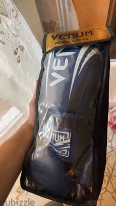 venum boxing gloves 12 oz