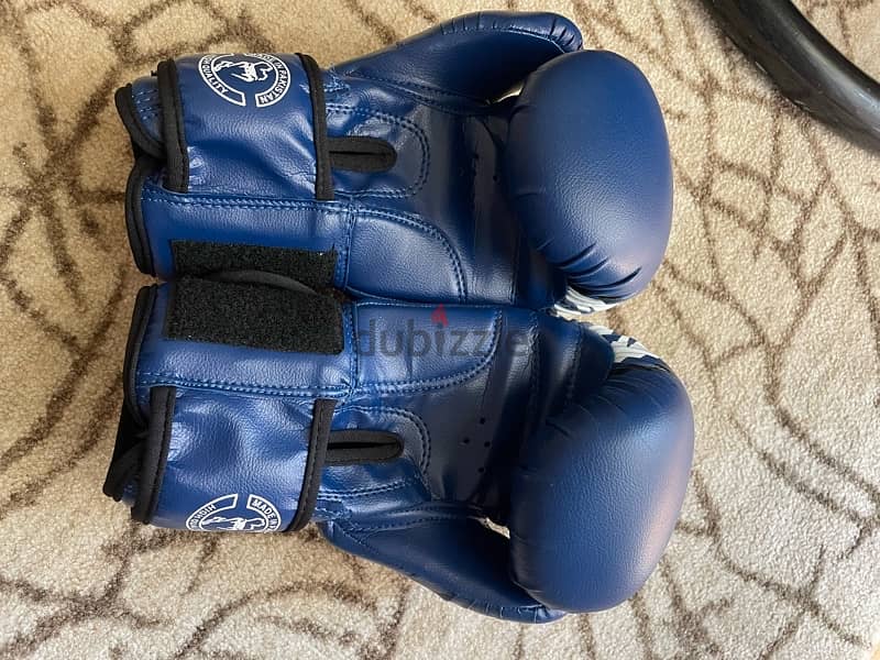 venum boxing gloves 12 oz 2