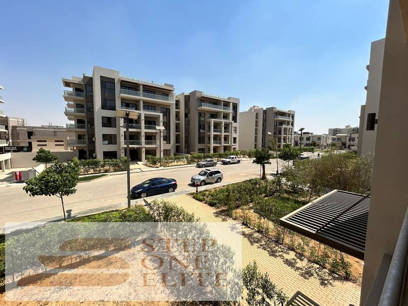 Apartment for sale, immediate delivery, fully finished, in the Fifth Settlement, next to I-City 3