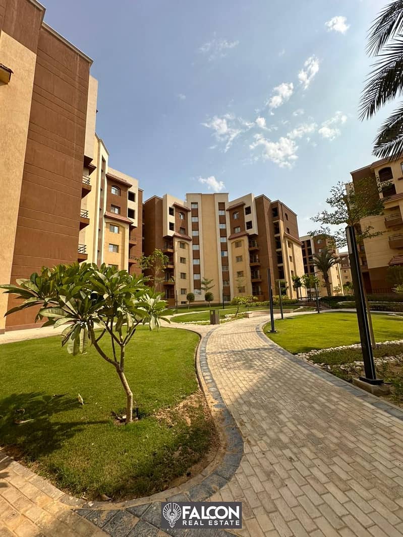 Two-room apartment, immediate receipt, with a down payment of 450,000, in Al-Maqsad Compound, the Administrative Capital 1