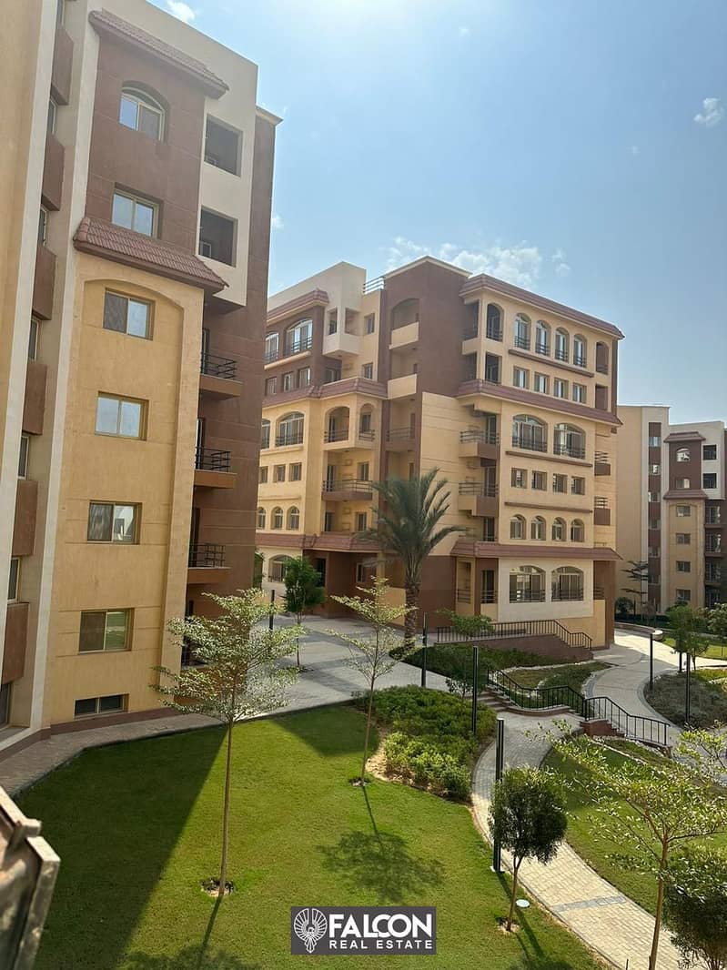 Two-room apartment, immediate receipt, with a down payment of 450,000, in Al-Maqsad Compound, the Administrative Capital 3