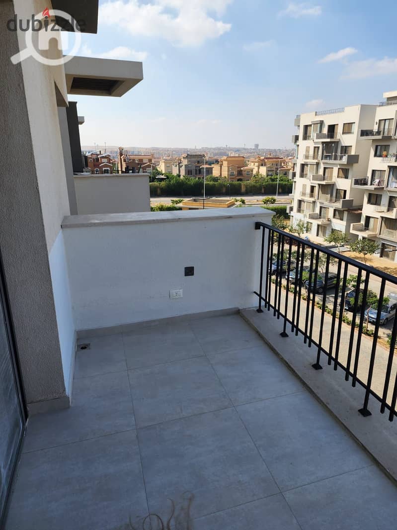 apartment 191m semi furnished for rent eastown sodic new cairo 8