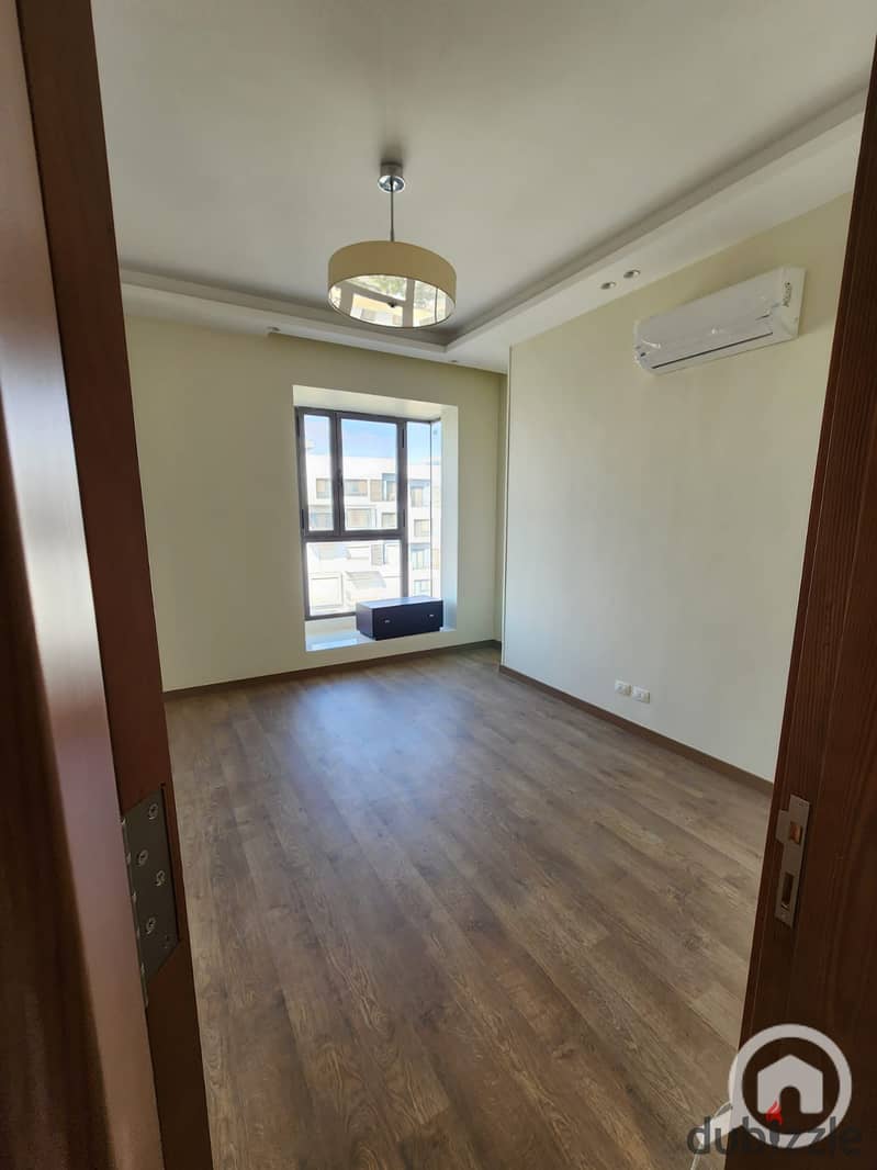 apartment 191m semi furnished for rent eastown sodic new cairo 13