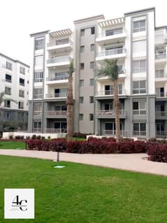 For sale Apartment 207m 4 bedrooms ready to move with possability of installments in compound hyde park 0