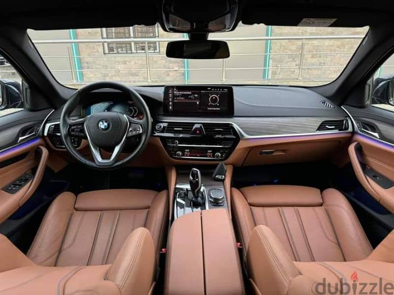 BMW 520 2023 Luxury 4