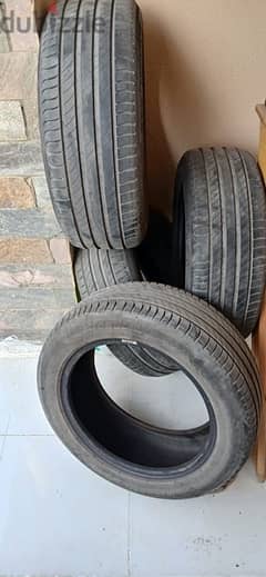 205/55 R16 أربع فرد كاوتش ميشلان للبيع