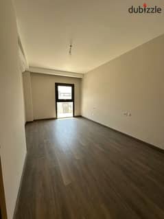 For rent in zed towers amazing apartment