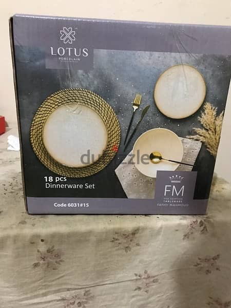 lotus Dinner set 2