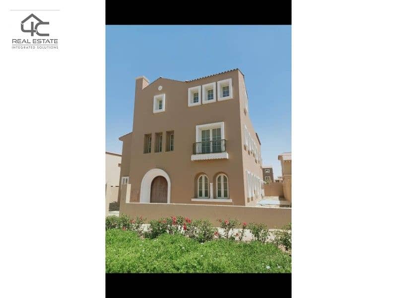 Stand alone ready to move with the largest open view on the landscape. semi-finished, in the heart of New Cairo 12