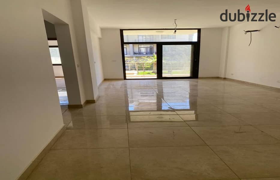 Prime location apartment for sale in marasem fifth square compound new Cairo fifth settlement 2